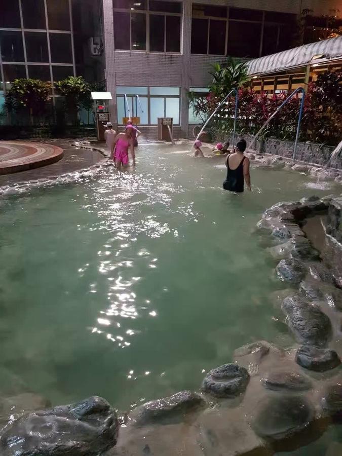 ไซโถว ฮอตสปริง โฮเทล Apartment Taitung ภายนอก รูปภาพ