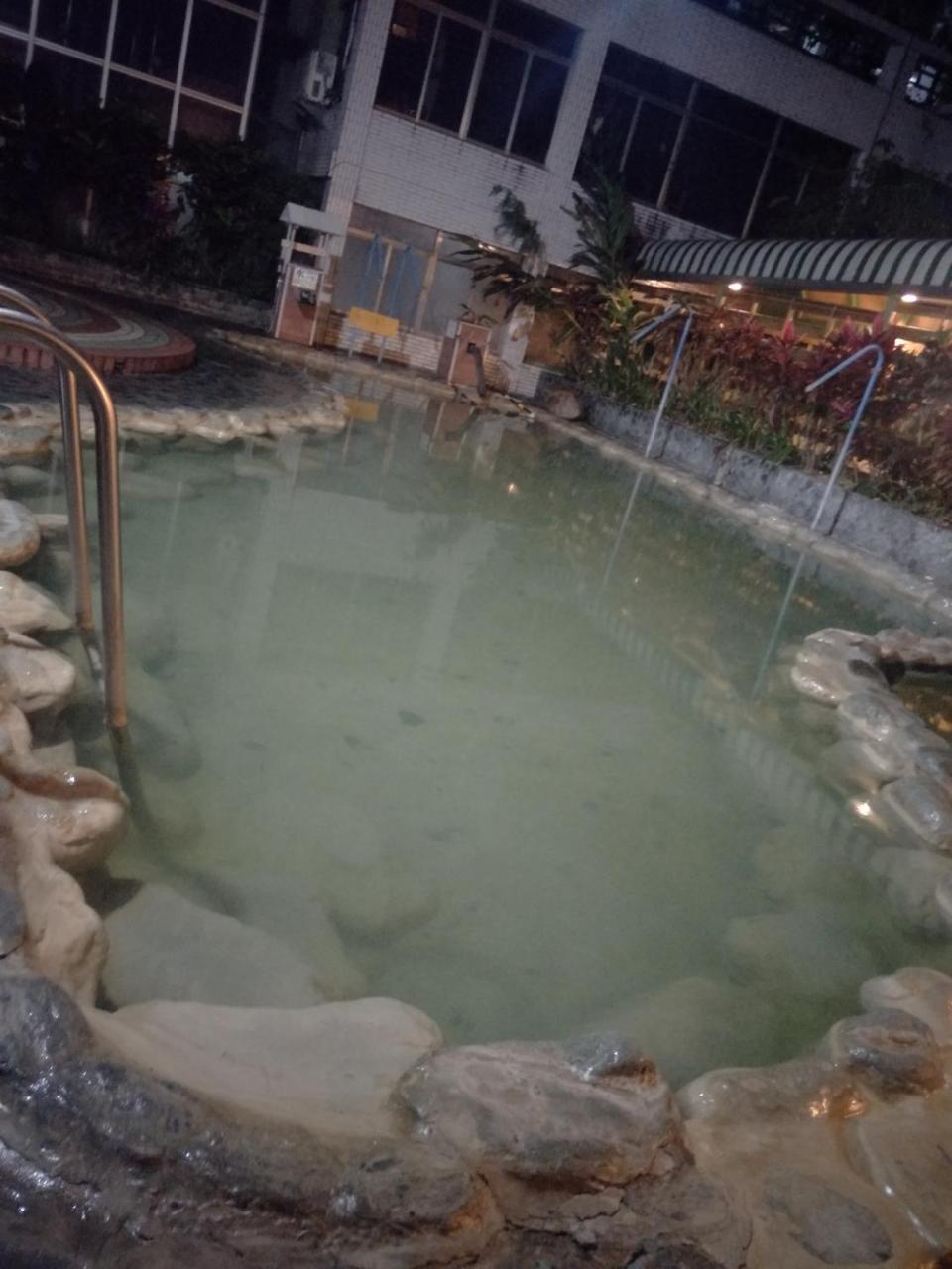 ไซโถว ฮอตสปริง โฮเทล Apartment Taitung ภายนอก รูปภาพ